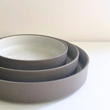 Hasami Porcelain Shallow Bowl 25.5cm Ash White