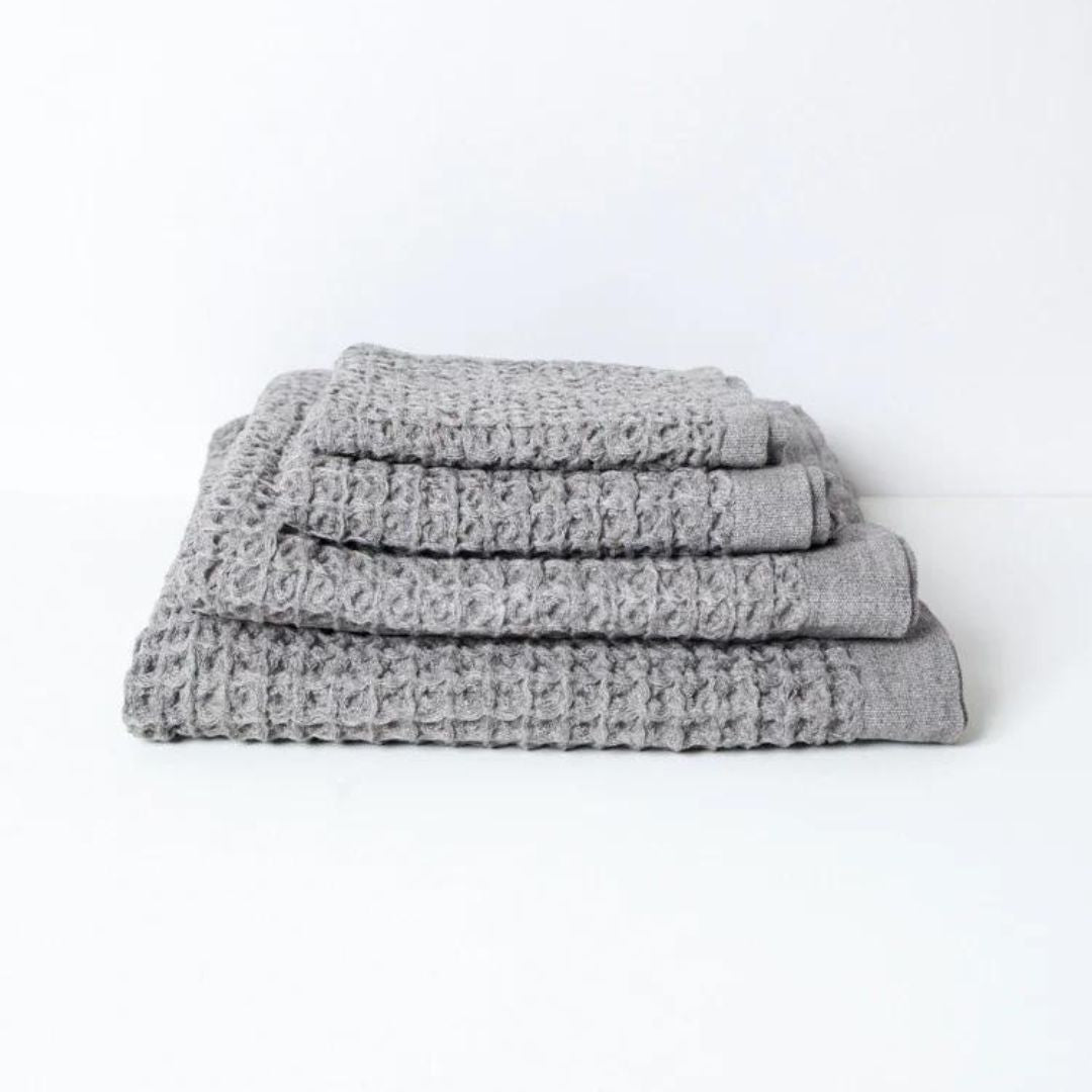 Kontex_Brera_Towel_Grey_Simple_Beautiful_Things