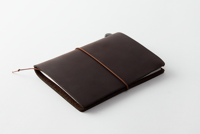 Traveler_s_Notebook_Passport_Brown_Simple_Beautiful_Things