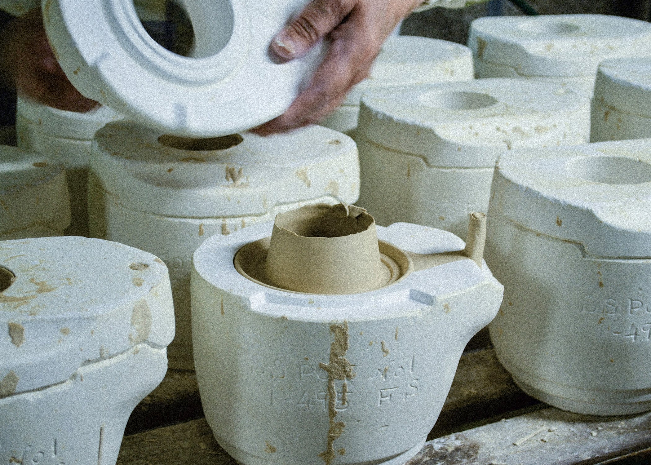 Hasami Porcelain: Simple & Timeless