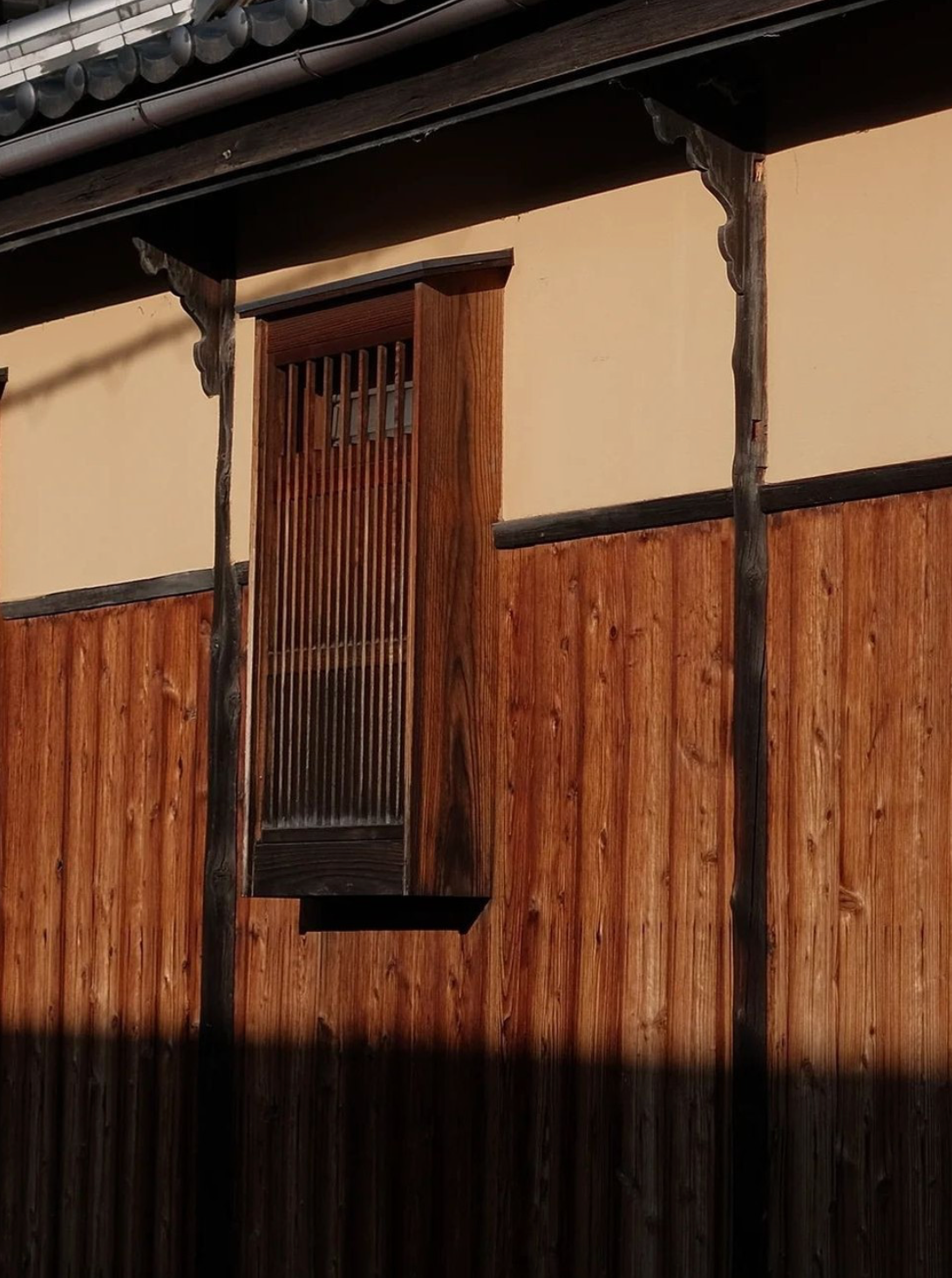 Woven with Intention: A Hue-by-Hue Guide to Our Blanket Collection