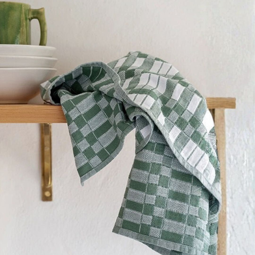 Tea Towels & Aprons