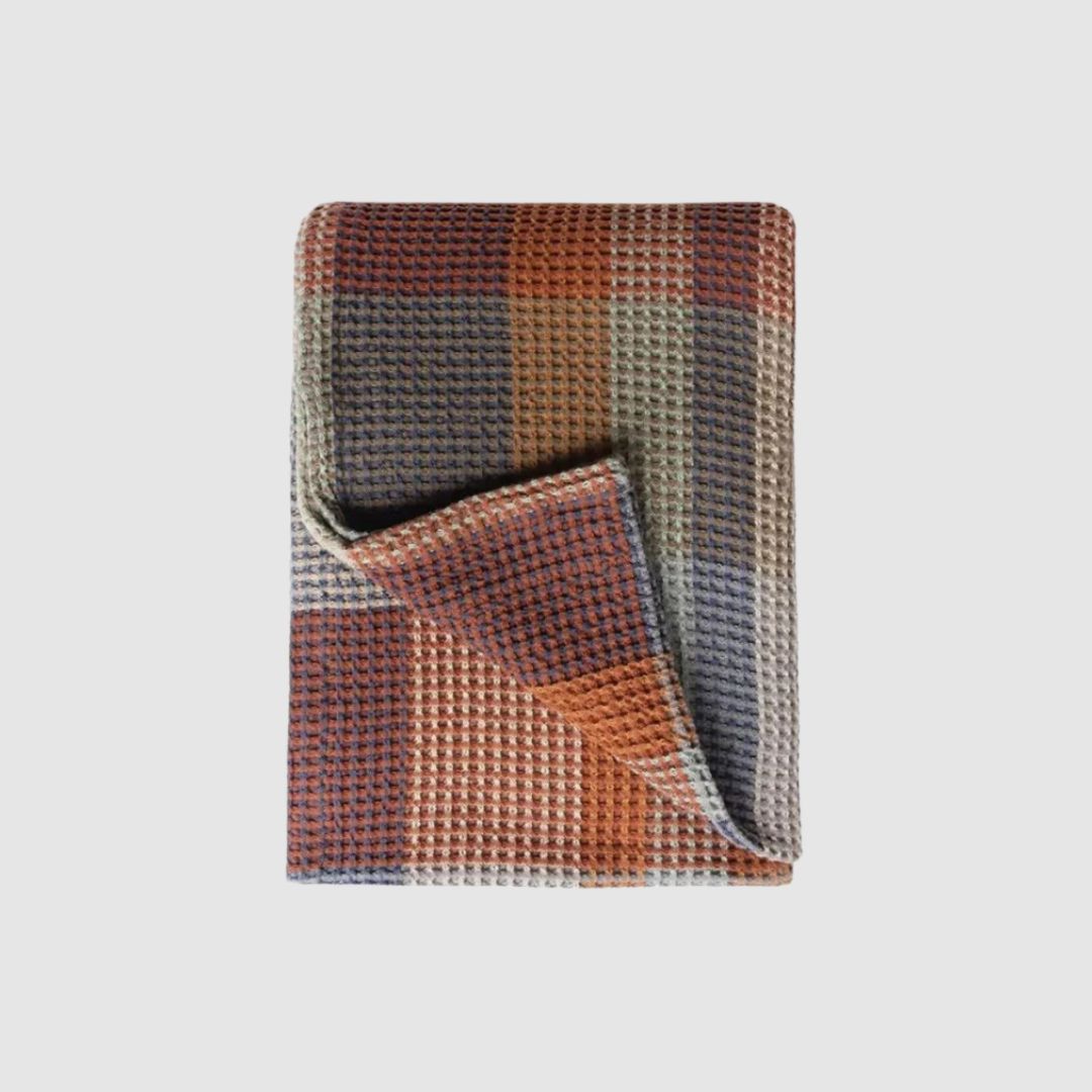 Vrou_Vrou_Cedarwood_Simple_Beautiful_Things