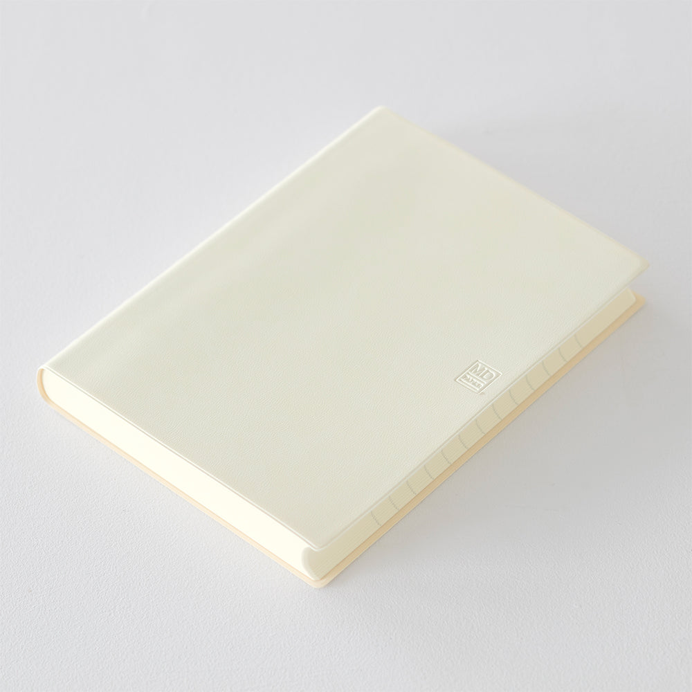 Midori MD - 2024 Diary A5 Day per Page