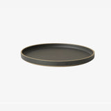 Hasami Porcelain Plate 22.0cm - Black_Simple_Beautiful_Things