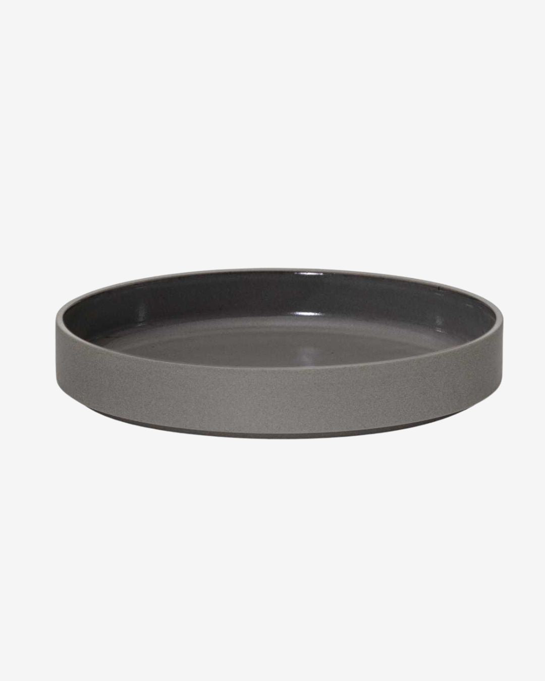 Hasami Porcelain Shallow Bowl 25.5cm Dark Grey_Simple_Beautiful_Things
