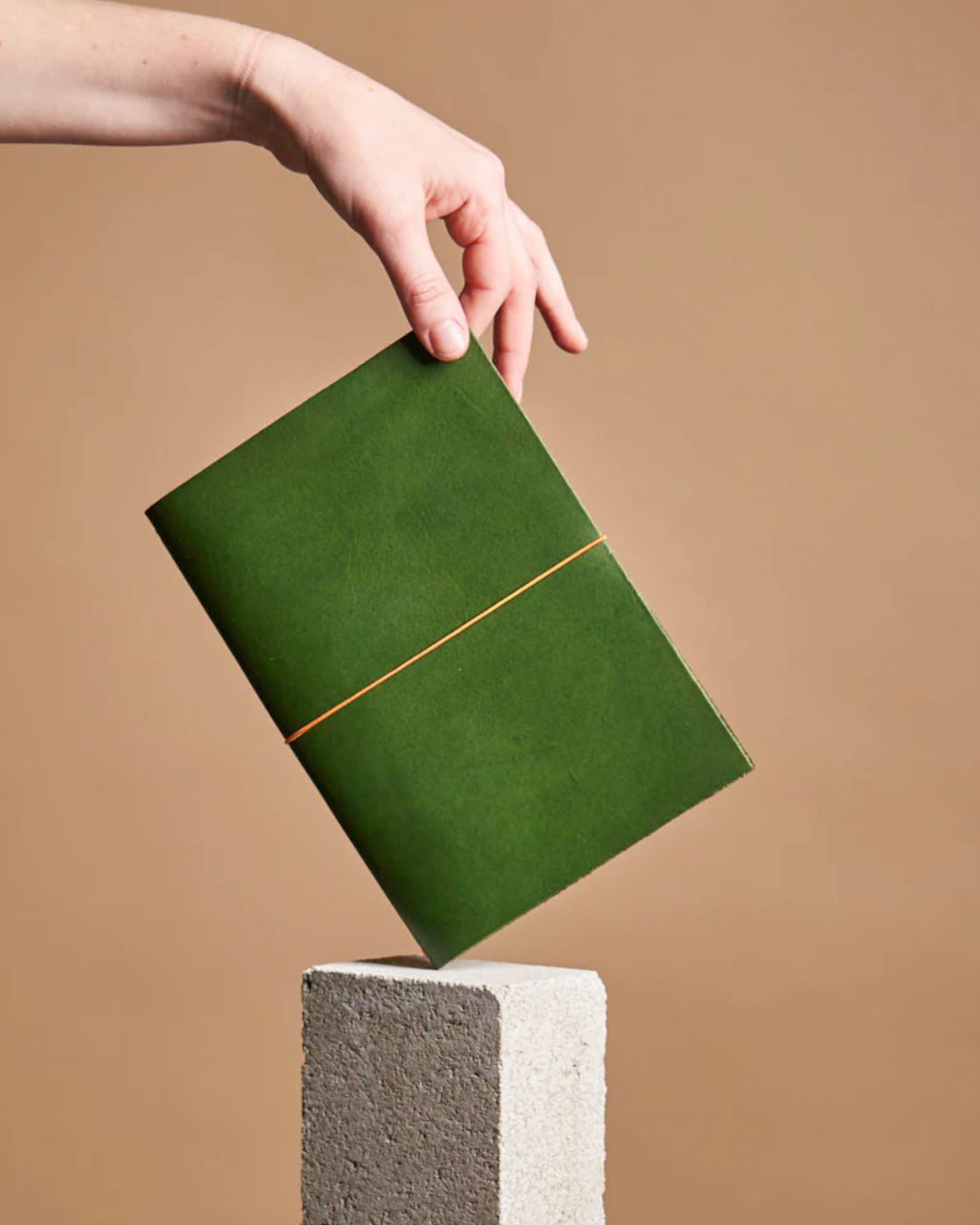 Paper Republic Grand Voyageur Leather Journal - xl