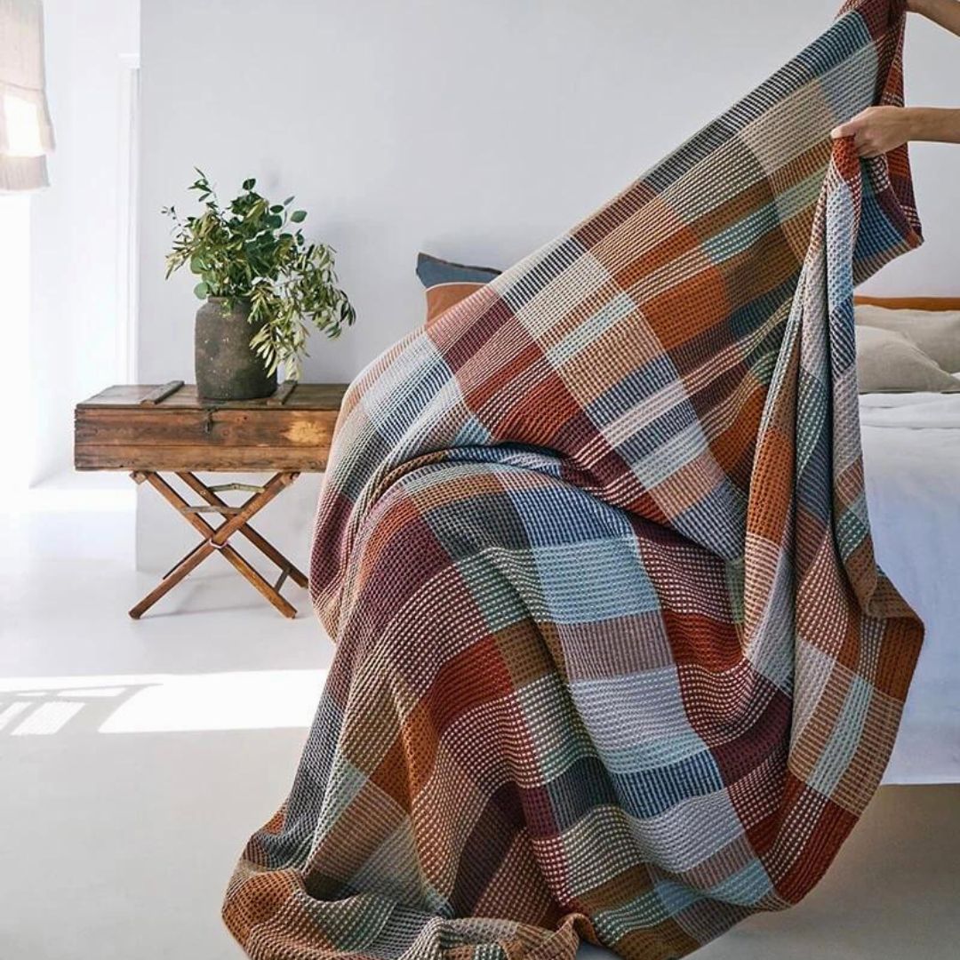 Mungo Throw - Vrou Vrou - Cedarwood_Simple_Beautiful_Things