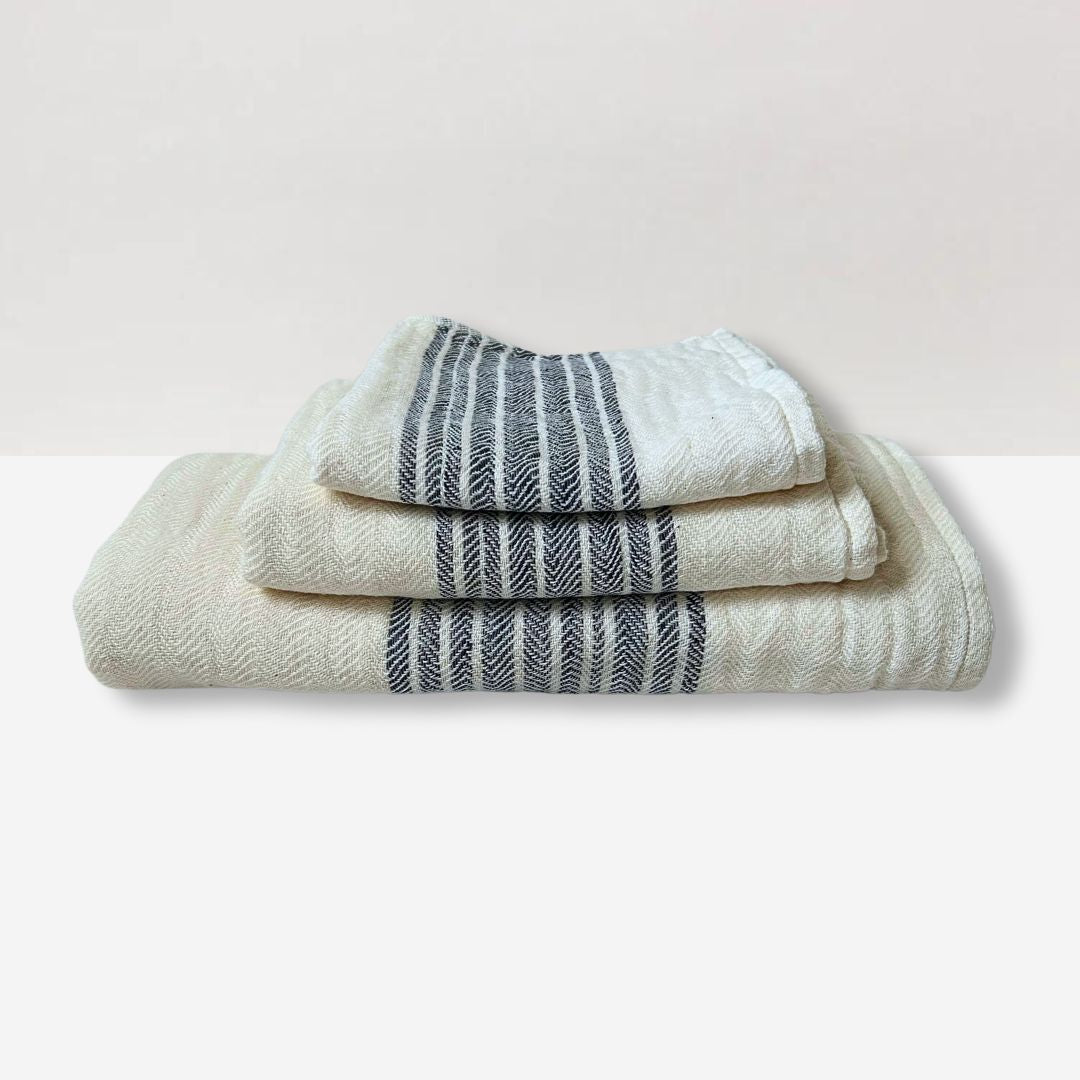 Kontex Towel Flaxline Navy & Ivory