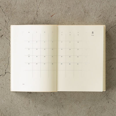 Midori MD - 2025 Diary A5 Day per Page