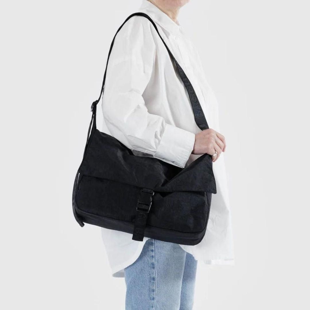 Baggu Nylon Messenger Bag - Black