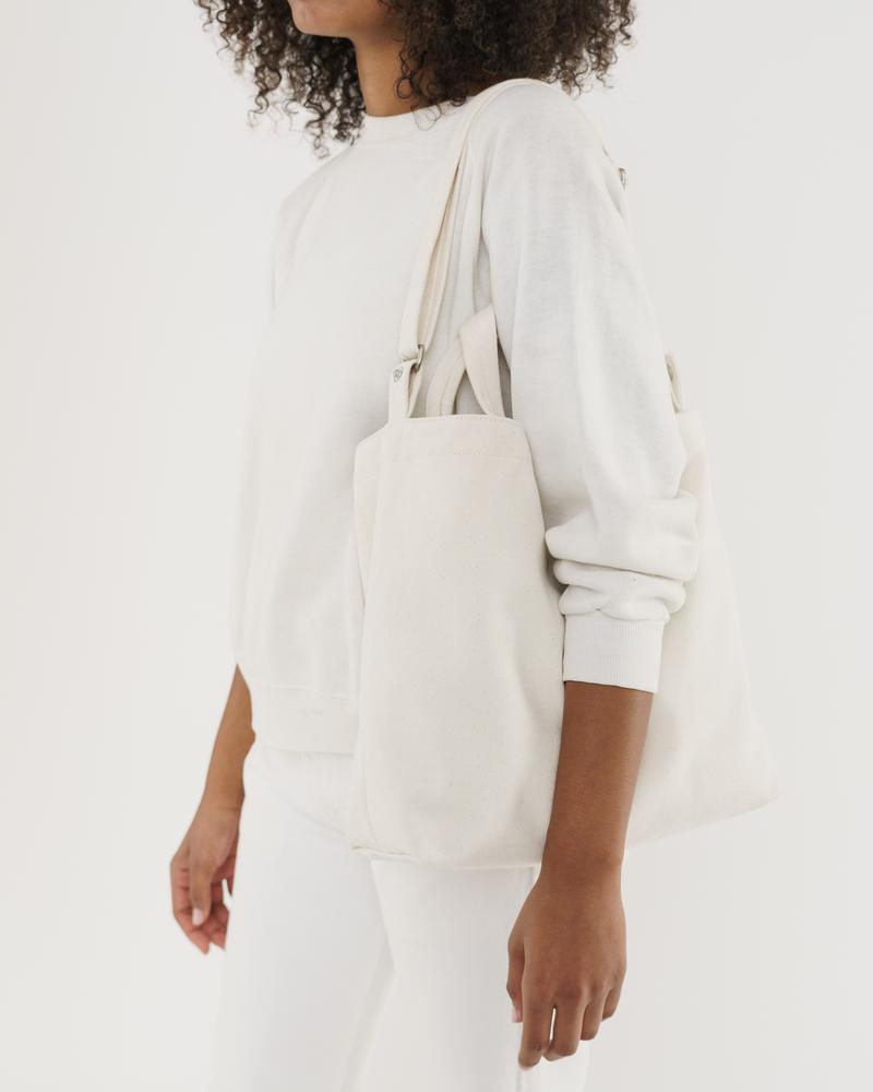 Horizontal_Duck_Bag_16oz_Canvas_Canvas_On_Shoulder_Simple_Beautiful_Things