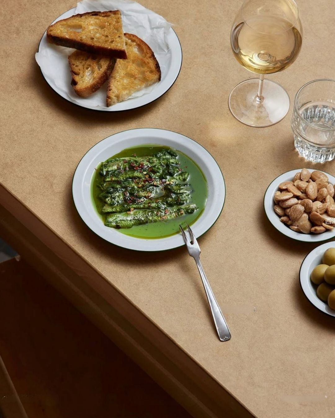 Plate Rim Simple Beautiful Things