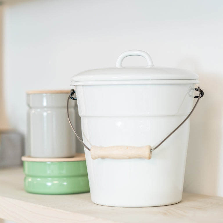 Riess Enamel Kitchen Compost Bin