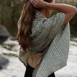 Towel Kuohu - White Olive