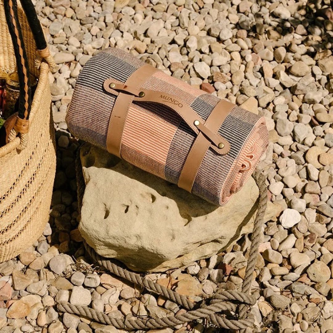 Mungo_Picnic_Blanket_Simple-Beautiful_Things