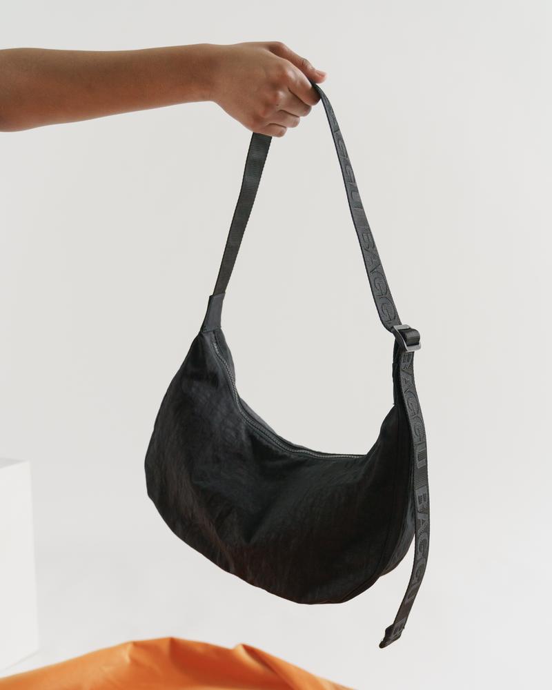 Baggu_Nylon_crossbody-bag-black-Crescent-showing-strap-Simple_Beautiful_Things