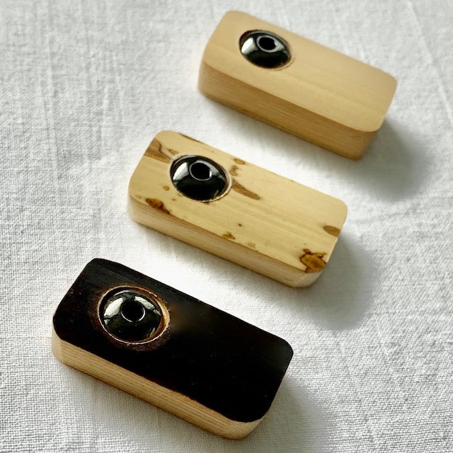 Kochosai-Kosuga-Chikuseiko-Incense-holder-Simple-Beautiful-Things