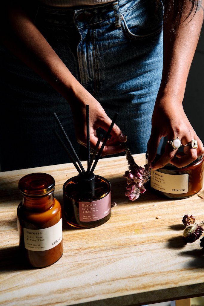 Etikette-candles-Barossa-red-rose-ruby-plum-candle-eco-reed-diffuser-diffusers-amber-glass-jar-soy-wax-Simple_Beautiful-Things