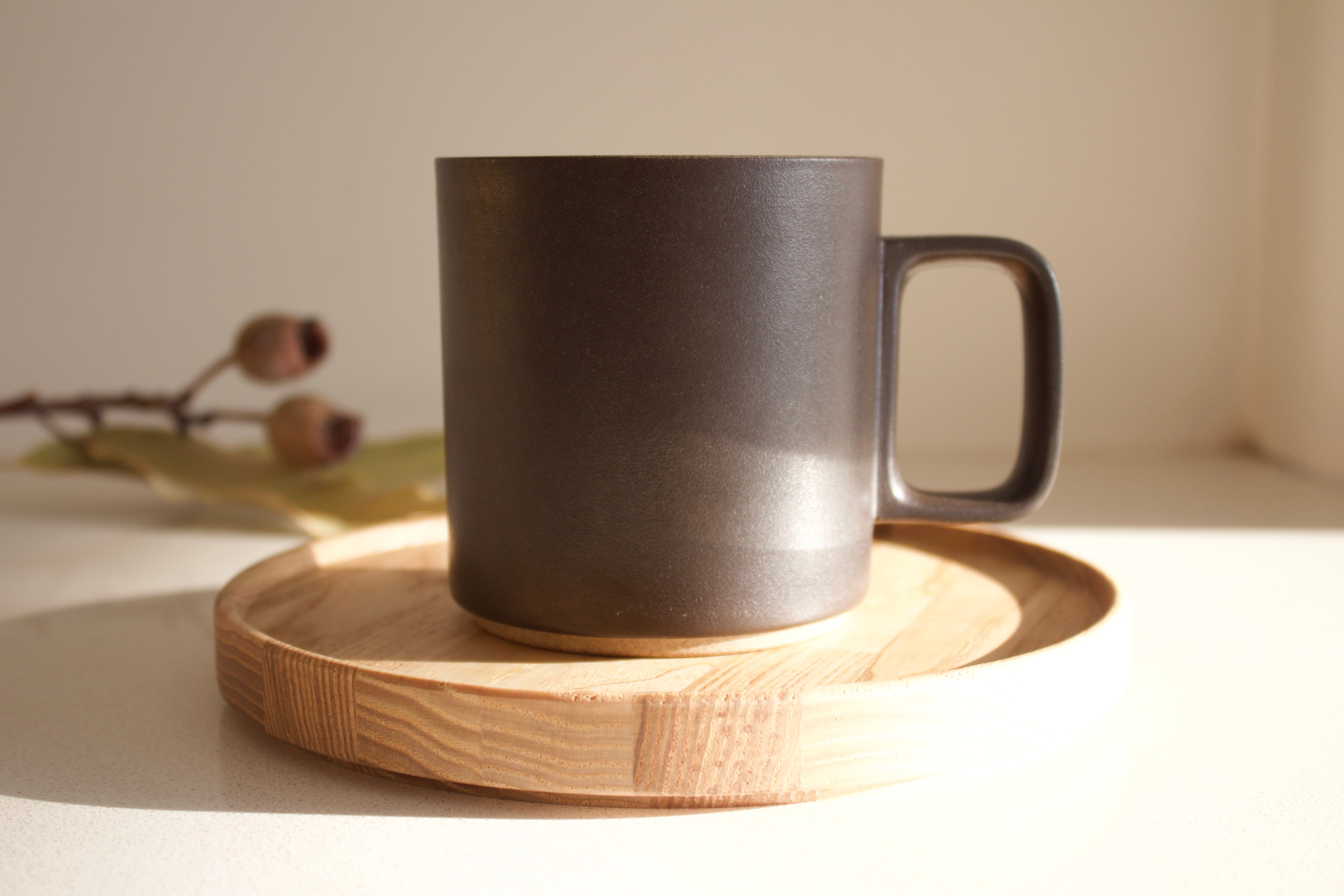 Hasami_HPB020_and_tray_simple_beautiful_things