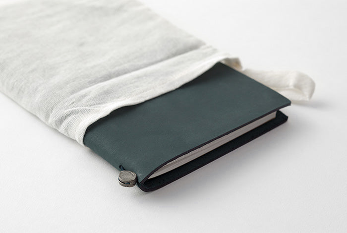Traveler_s_Notebook_Blue_in_cotton_bag_Simple_Beautiful_Things