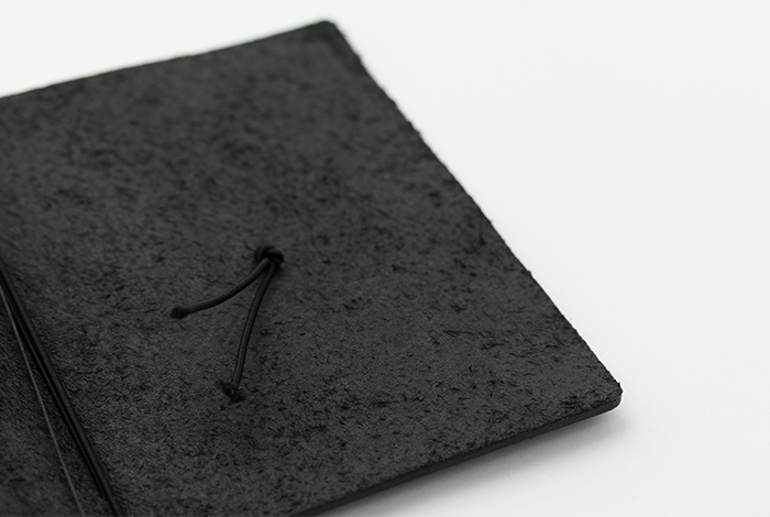 Traveler_s_Notebook_Passport_Black_Inside_Simple_Beautiful_Things