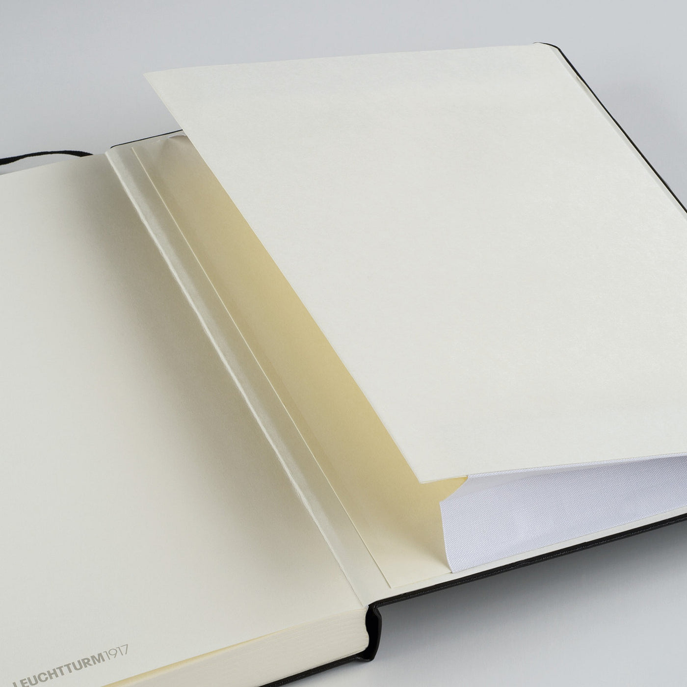Leuchtturm1917 Hardcover Notebook - A5 Blank